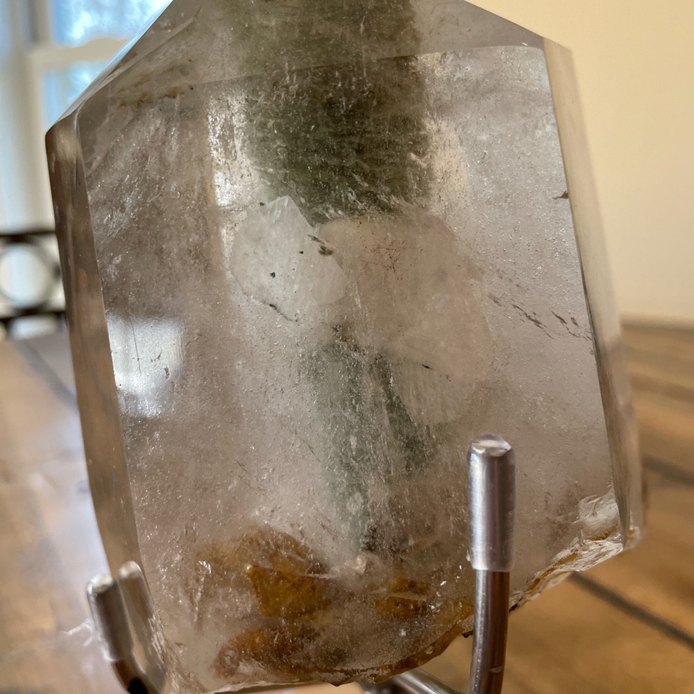 Natural Quartz Crystal Point - Picture 6 of 15